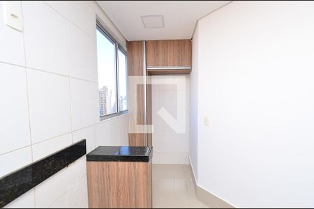 Cozinha de apartamento à venda com 3 quartos, 130m² em Santo Antônio, Belo Horizonte
