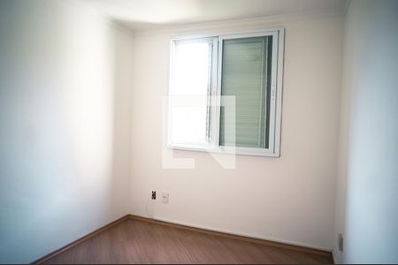 Quarto 2 de apartamento para alugar com 2 quartos, 48m² em Jardim Torino, Cotia