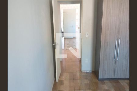 Quarto de apartamento à venda com 1 quarto, 55m² em Bosque, Campinas