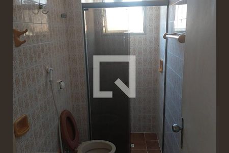 Banheiro de apartamento à venda com 1 quarto, 55m² em Bosque, Campinas