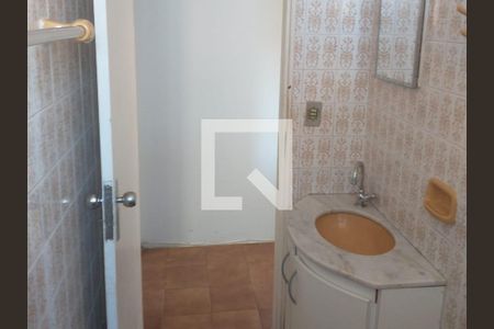 Banheiro de apartamento à venda com 1 quarto, 55m² em Bosque, Campinas