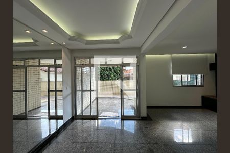 Apartamento à venda com 4 quartos, 240m² em Padre Eustáquio, Belo Horizonte