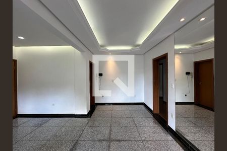 Apartamento à venda com 4 quartos, 240m² em Padre Eustáquio, Belo Horizonte