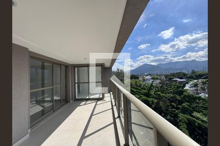Varanda de apartamento à venda com 3 quartos, 121m² em Barra da Tijuca, Rio de Janeiro