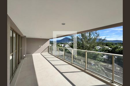 Varanda de apartamento à venda com 4 quartos, 188m² em Barra da Tijuca, Rio de Janeiro
