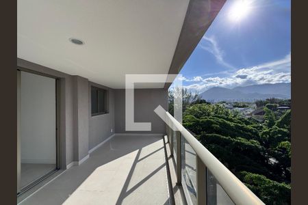 Varanda de apartamento à venda com 3 quartos, 124m² em Barra da Tijuca, Rio de Janeiro