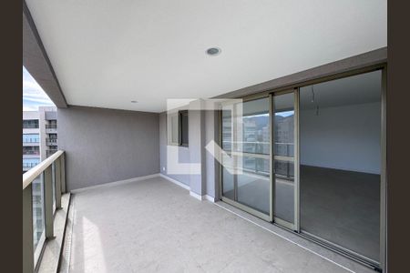 Varanda de apartamento à venda com 3 quartos, 125m² em Barra da Tijuca, Rio de Janeiro