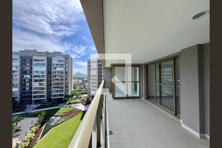 Varanda de apartamento à venda com 3 quartos, 120m² em Barra da Tijuca, Rio de Janeiro
