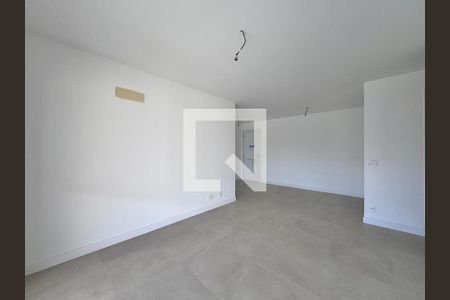 Sala de apartamento à venda com 3 quartos, 120m² em Barra da Tijuca, Rio de Janeiro