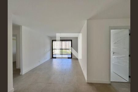 Sala de apartamento à venda com 3 quartos, 120m² em Barra da Tijuca, Rio de Janeiro