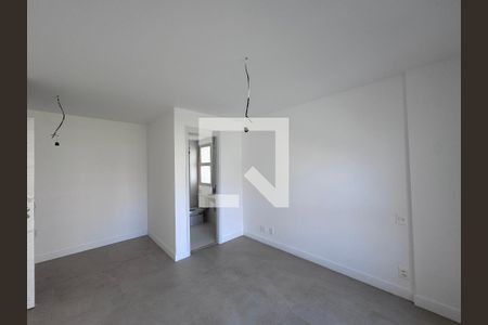 Suíte de apartamento à venda com 3 quartos, 120m² em Barra da Tijuca, Rio de Janeiro