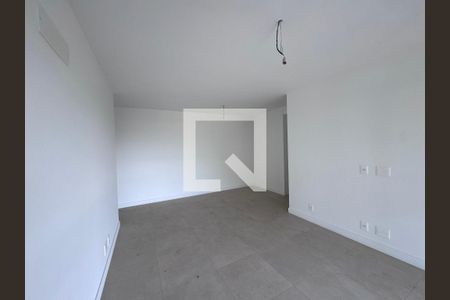 Sala de apartamento à venda com 3 quartos, 124m² em Barra da Tijuca, Rio de Janeiro