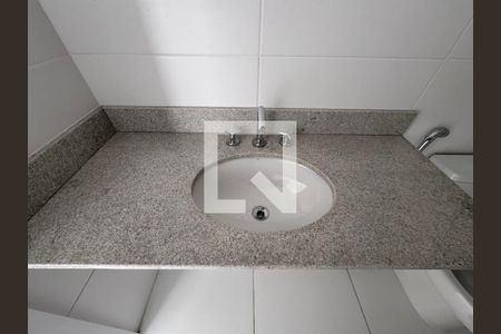 Banheiro Social de apartamento à venda com 3 quartos, 121m² em Barra da Tijuca, Rio de Janeiro