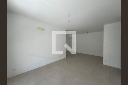 Sala de apartamento à venda com 3 quartos, 121m² em Barra da Tijuca, Rio de Janeiro