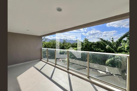 Varanda de apartamento à venda com 3 quartos, 121m² em Barra da Tijuca, Rio de Janeiro