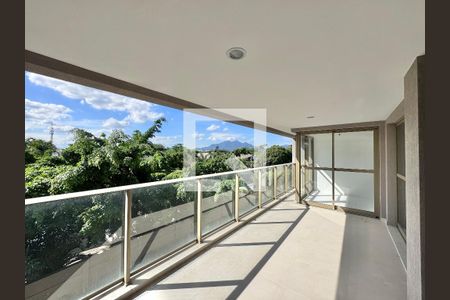 Varanda de apartamento à venda com 3 quartos, 121m² em Barra da Tijuca, Rio de Janeiro