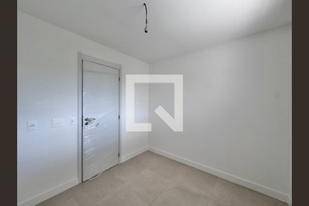 Quarto 1 de apartamento à venda com 3 quartos, 121m² em Barra da Tijuca, Rio de Janeiro