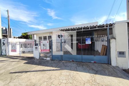 Plaquinha de casa à venda com 3 quartos, 300m² em São Bernardo, Campinas
