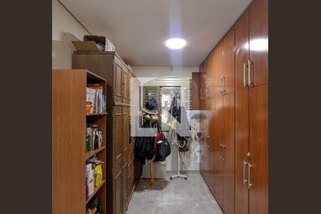 Quarto de Serviço de casa à venda com 6 quartos, 520m² em Santa Tereza, Belo Horizonte