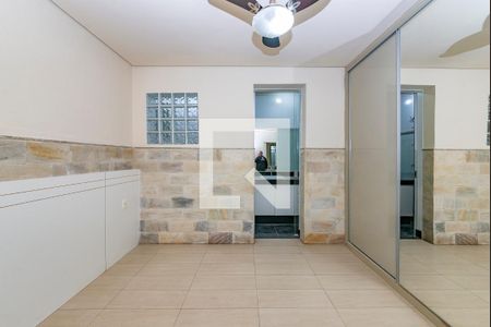 Suíte de apartamento para alugar com 2 quartos, 160m² em Nova Suíça, Belo Horizonte