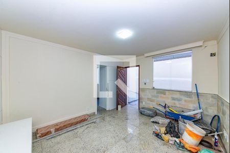 Sala de apartamento para alugar com 2 quartos, 160m² em Nova Suíça, Belo Horizonte