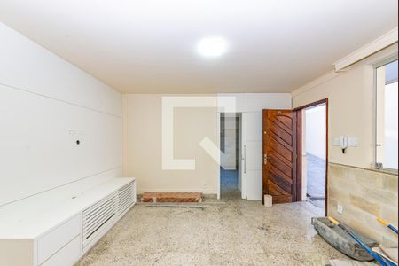 Sala de apartamento para alugar com 2 quartos, 160m² em Nova Suíça, Belo Horizonte