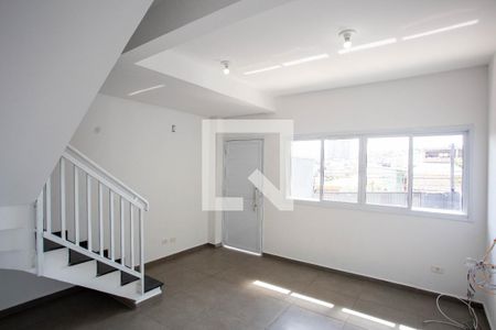 Sala de casa para alugar com 2 quartos, 130m² em Taboão, Diadema