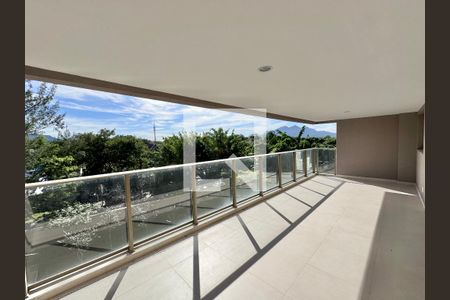 Varanda de apartamento à venda com 4 quartos, 187m² em Barra da Tijuca, Rio de Janeiro