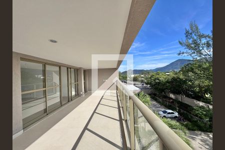 Varanda de apartamento à venda com 4 quartos, 187m² em Barra da Tijuca, Rio de Janeiro