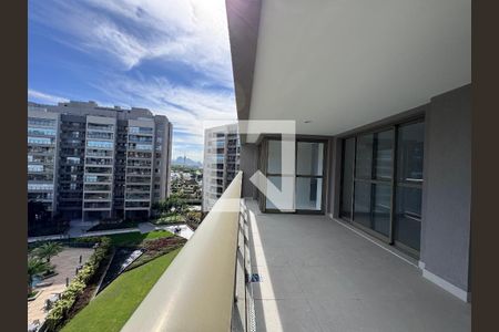 Varanda de apartamento à venda com 3 quartos, 120m² em Barra da Tijuca, Rio de Janeiro