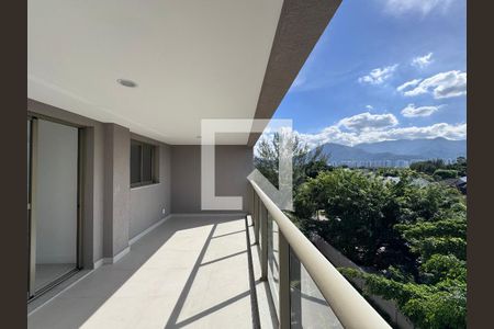 Varanda de apartamento à venda com 3 quartos, 121m² em Barra da Tijuca, Rio de Janeiro