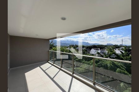 Varanda de apartamento à venda com 3 quartos, 121m² em Barra da Tijuca, Rio de Janeiro