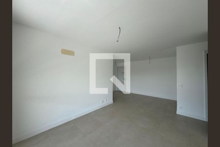 Sala de apartamento à venda com 3 quartos, 121m² em Barra da Tijuca, Rio de Janeiro