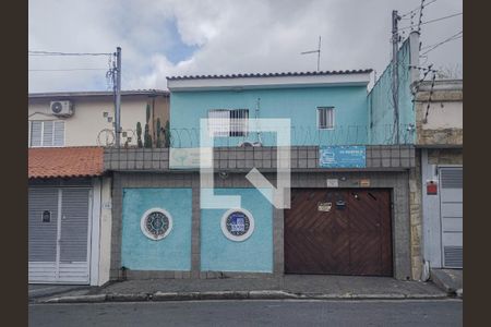 Fachada de casa à venda com 3 quartos, 220m² em Vila Zamataro, Guarulhos