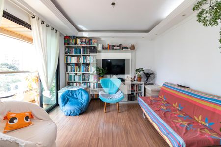 Sala de Estar de apartamento à venda com 3 quartos, 131m² em Santa Teresinha, São Paulo