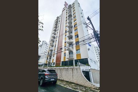 Fachada de apartamento para alugar com 2 quartos, 70m² em Ondina, Salvador