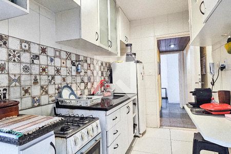 Cozinha de apartamento para alugar com 2 quartos, 70m² em Ondina, Salvador