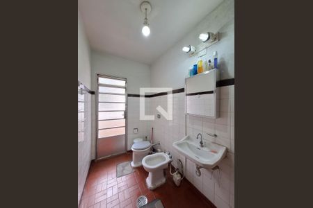 Banheiro de casa à venda com 3 quartos, 150m² em Vila Aurora (zona Norte), São Paulo