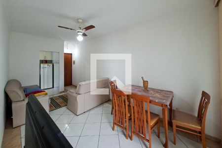 Sala de apartamento para alugar com 2 quartos, 70m² em Guilhermina, Praia Grande