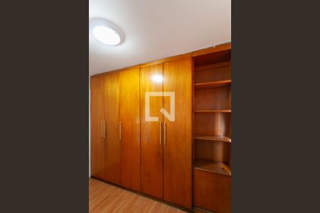 Quarto 1 de apartamento para alugar com 2 quartos, 46m² em Santa Branca, Belo Horizonte