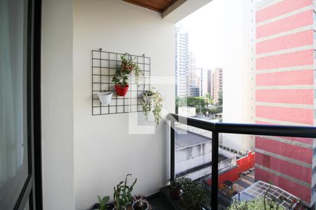 Varanda de apartamento à venda com 1 quarto, 57m² em Indianópolis, São Paulo