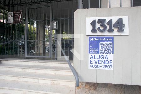 Plaquinha de apartamento à venda com 4 quartos, 254m² em Rio Branco, Porto Alegre
