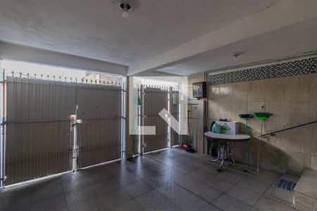 Garagem de casa à venda com 3 quartos, 148m² em Vila Nhocuné, São Paulo