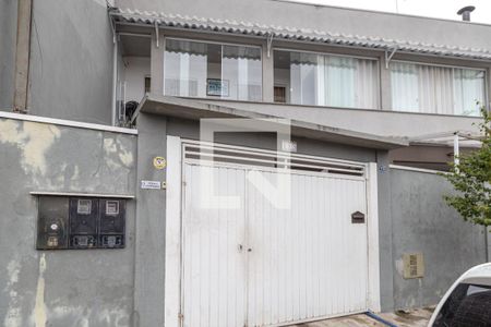 Fachada de casa para alugar com 2 quartos, 70m² em Jardim Las Vegas, Guarulhos