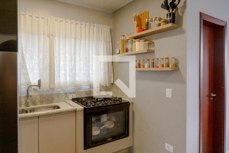 Cozinha de casa para alugar com 2 quartos, 70m² em Jardim Las Vegas, Guarulhos