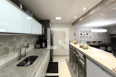 Apartamento à venda com 110m², 4 quartos e 2 vagasCozinha