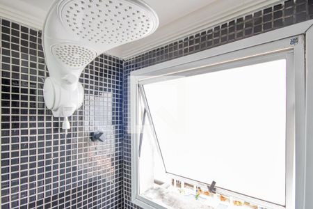 Banheiro de apartamento à venda com 2 quartos, 55m² em Padroeira, Osasco
