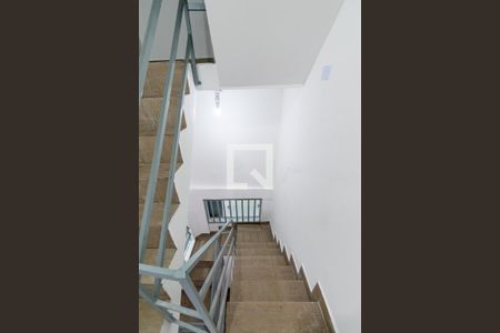 Escada Externa de casa para alugar com 3 quartos, 90m² em Vila Campestre, São Paulo