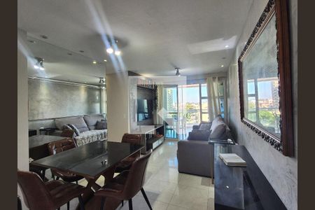 Sala de apartamento para alugar com 3 quartos, 95m² em Barra da Tijuca, Rio de Janeiro