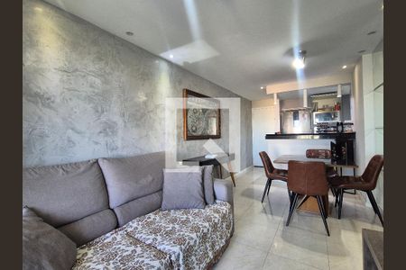 Sala de apartamento para alugar com 3 quartos, 95m² em Barra da Tijuca, Rio de Janeiro